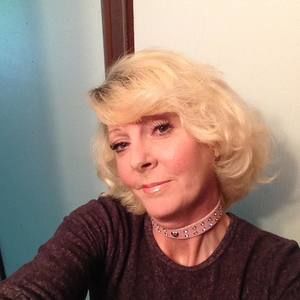 Meet your Posher, Stacy